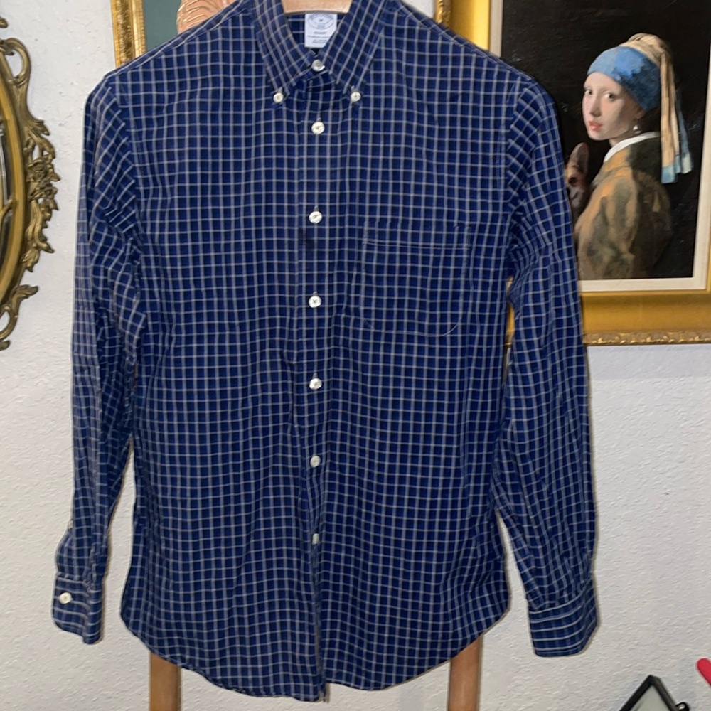 Brooks Brothers Regent size medium long sleeve button down shirt great condition - Picture 1 of 9